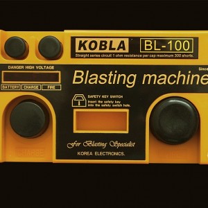 jasa pengeboran dan peledakan, kontraktor pengeboran dan peledakan, jasa drilling blasting,